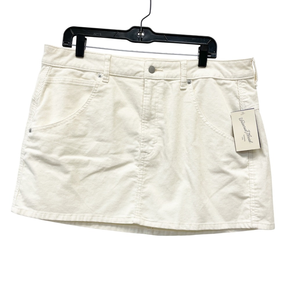 Universal Thread Women's Cream Corduroy Front Pocket Mini Skirt Size 14